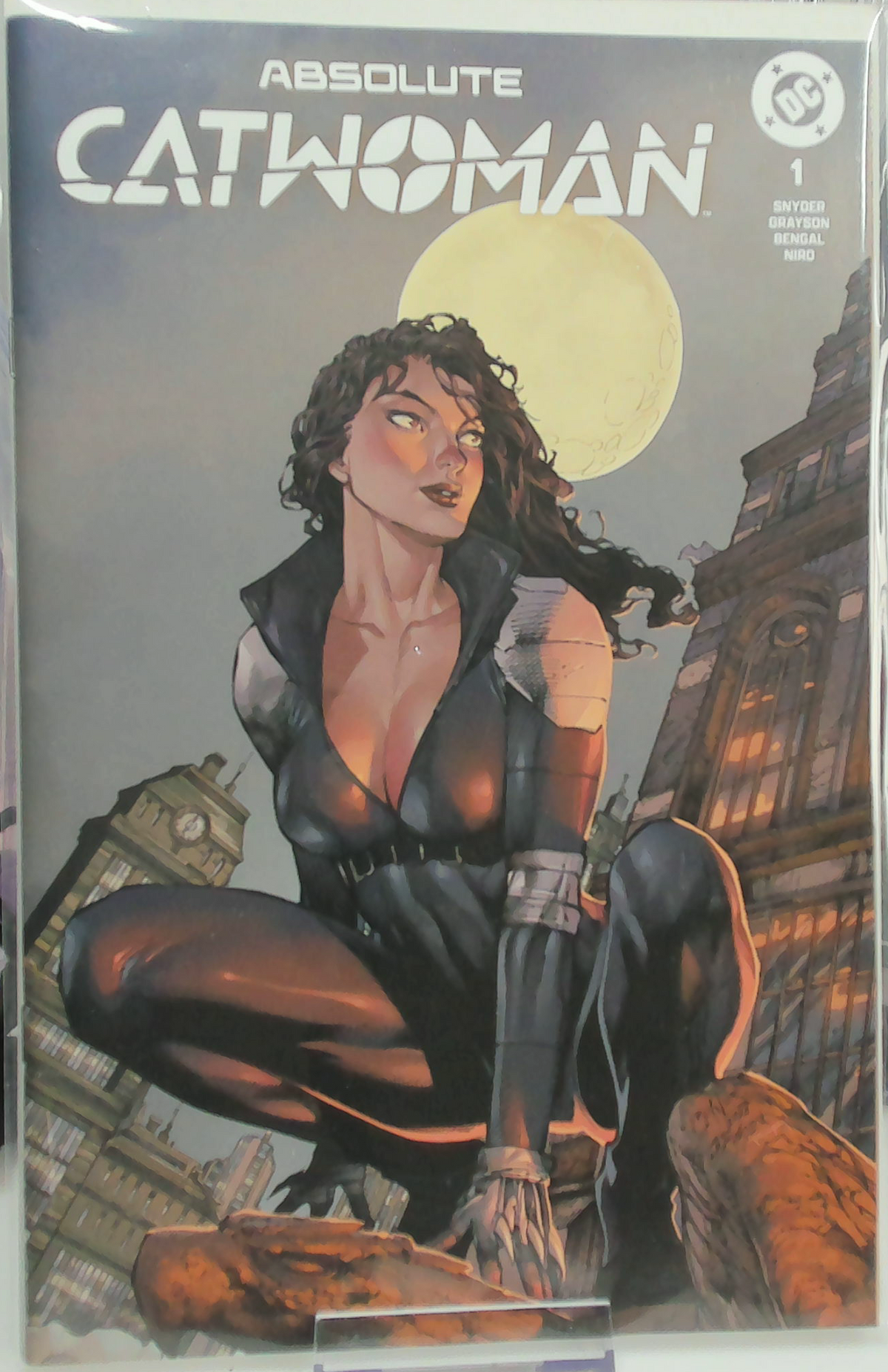 Absolute Catwoman #1 (2026) Ltd to 3000 - Ed Benes Cover A Trade Dress Variant