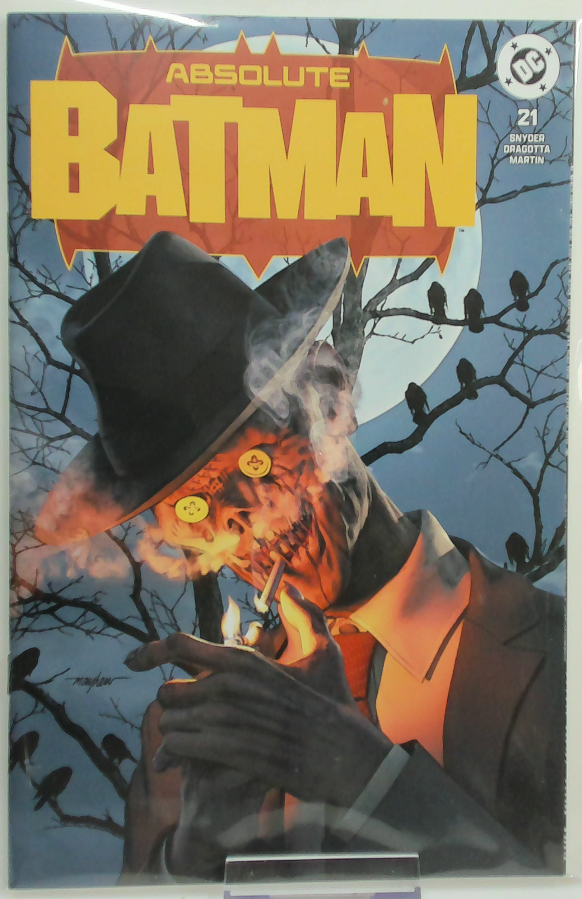 Absolute Batman #21 (2026) Ltd to 3000 - first app of Absolute Two-Face and the Penguin -Mike Mayhew Cover A Trade Dress Variant