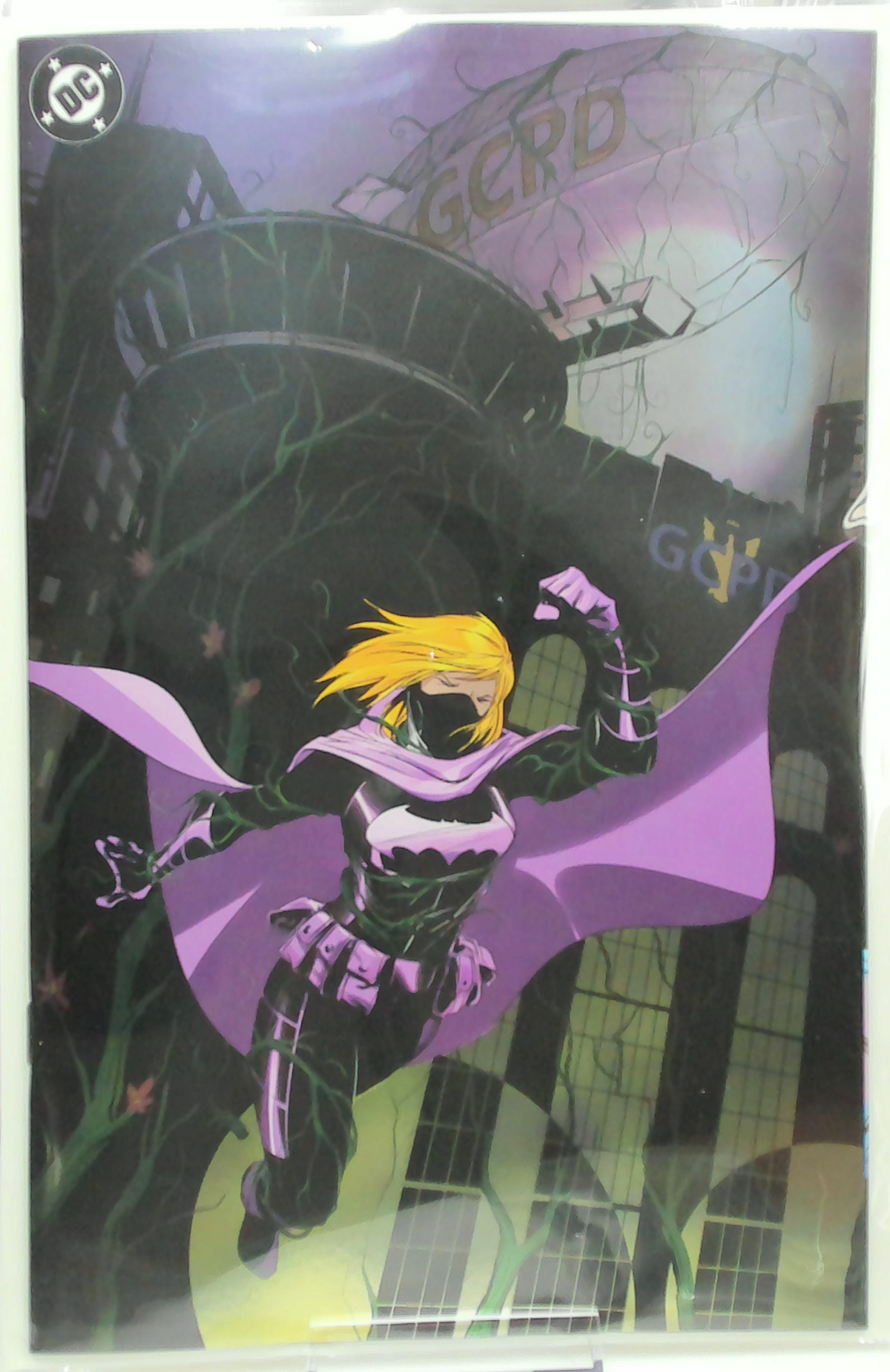 Batman: Bad Seeds – Gotham Central #1 (2026) - Dustin Nguyen Cover D Spot Foil Variant