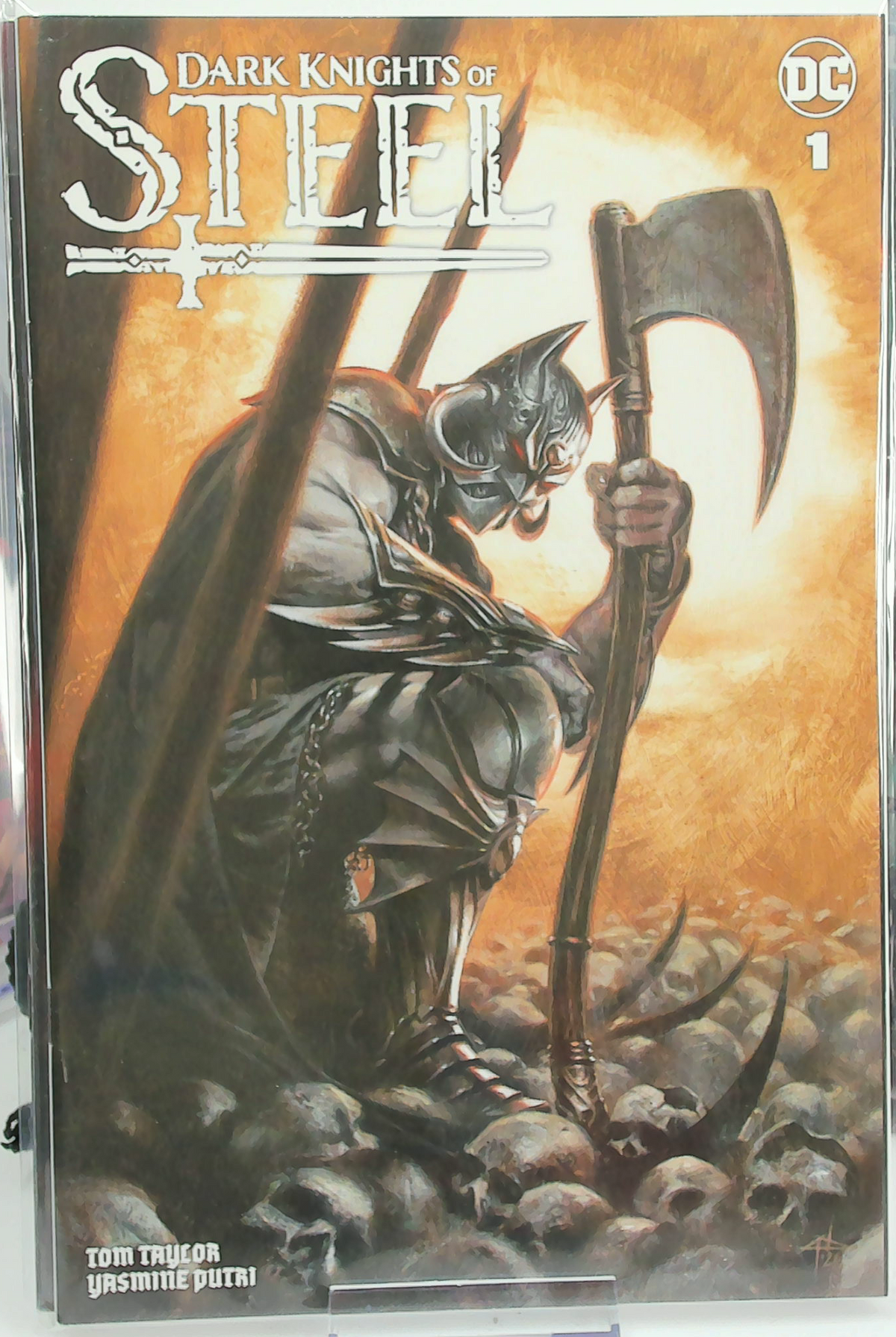 Dark Knights of Steel #1 (2022) Ltd to 3000 & 1500- Gabriele Dell'Otto Exclusive (Trade Dress & Minimal Art Cover)